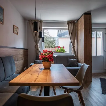 Tatrahouse Sk Family